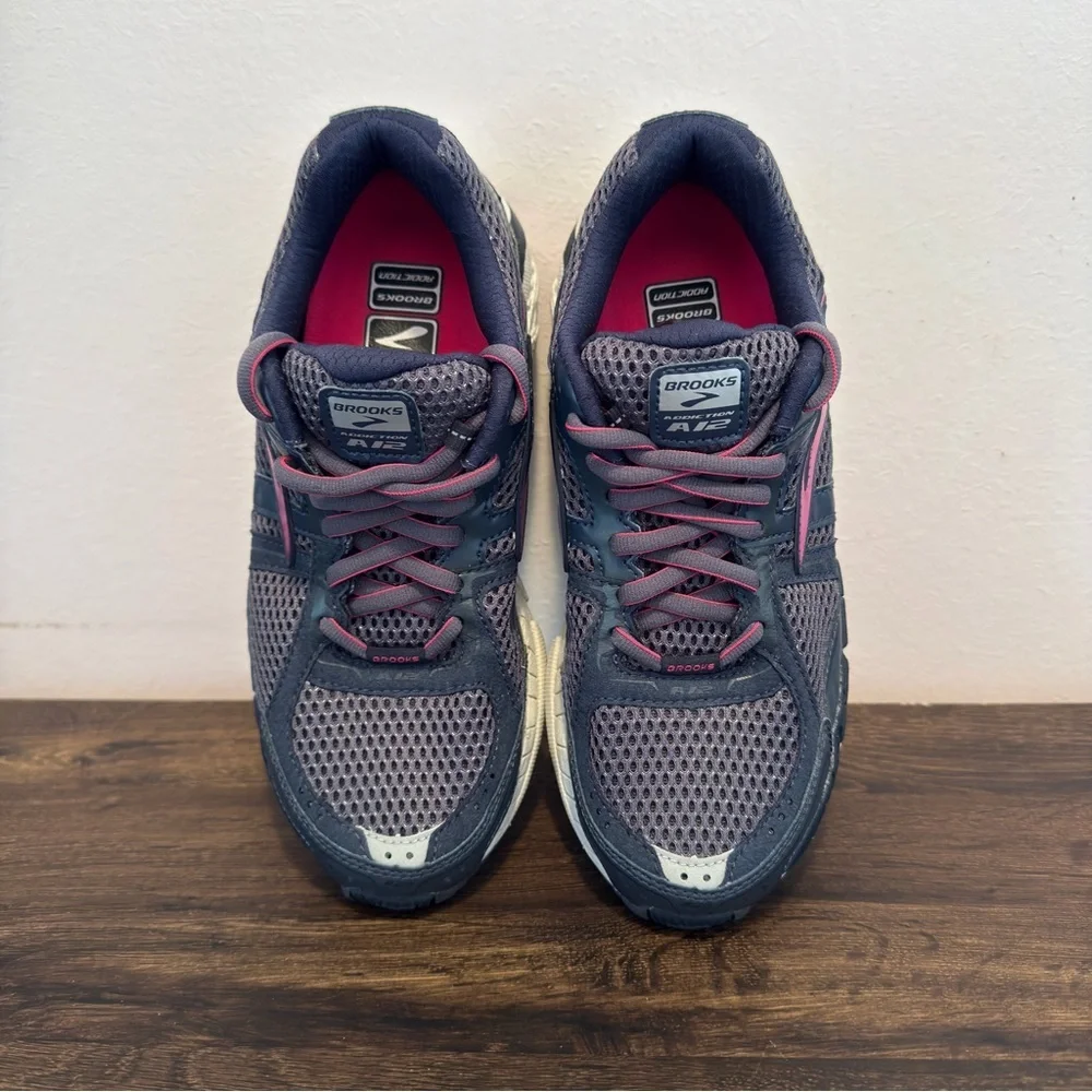 Brooks Addiction 12  DNA Women's Running Shoes Size 6.5 Blue Pink MSRP$120